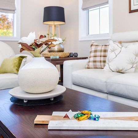 Sweet Magnolia 1 Or 2 Bedroom Suite St Kilda Cambridge With Complimentary Continental Breakfast Экстерьер фото
