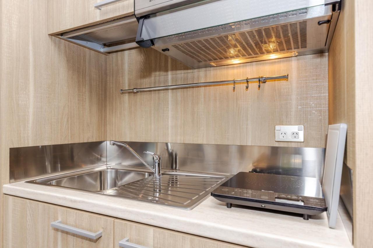 Sweet Magnolia 1 Or 2 Bedroom Suite St Kilda Cambridge With Complimentary Continental Breakfast Экстерьер фото